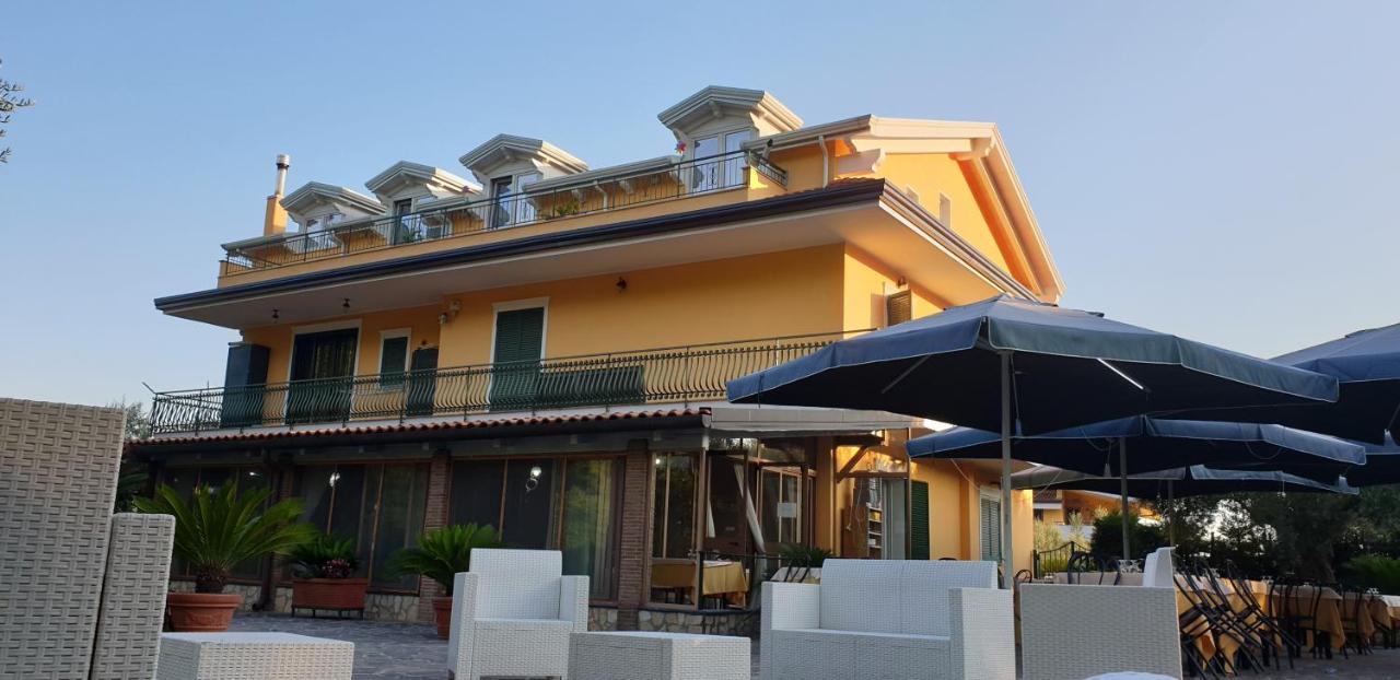 B&B Oliveto Caserta Exterior photo